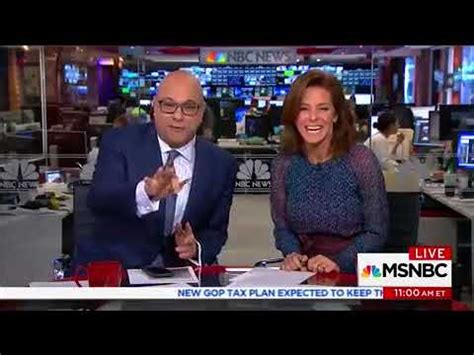 MSNBC’s Stephanie Ruhle Adjusts Herself Unaware。